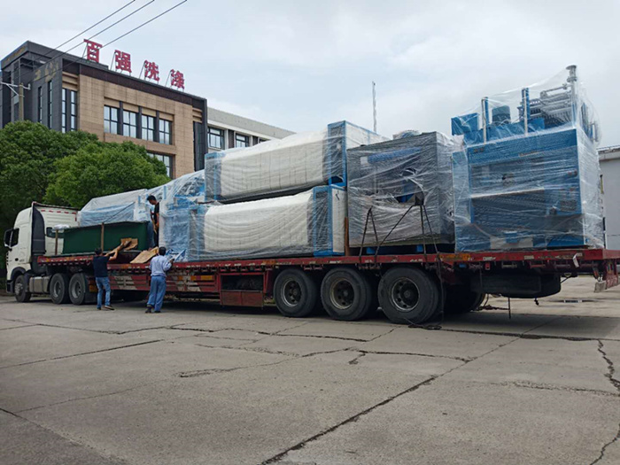 6月27、28日 百強洗滌龍等洗滌設(shè)備發(fā)貨四川